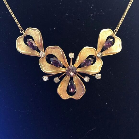 Van Dell Vintage Necklace and Earring Set - Picture 4 of 7